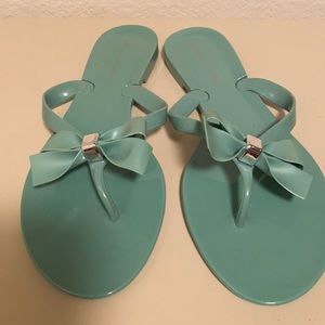 Chinese Laundry flat sandal size 8M (Mint Green)